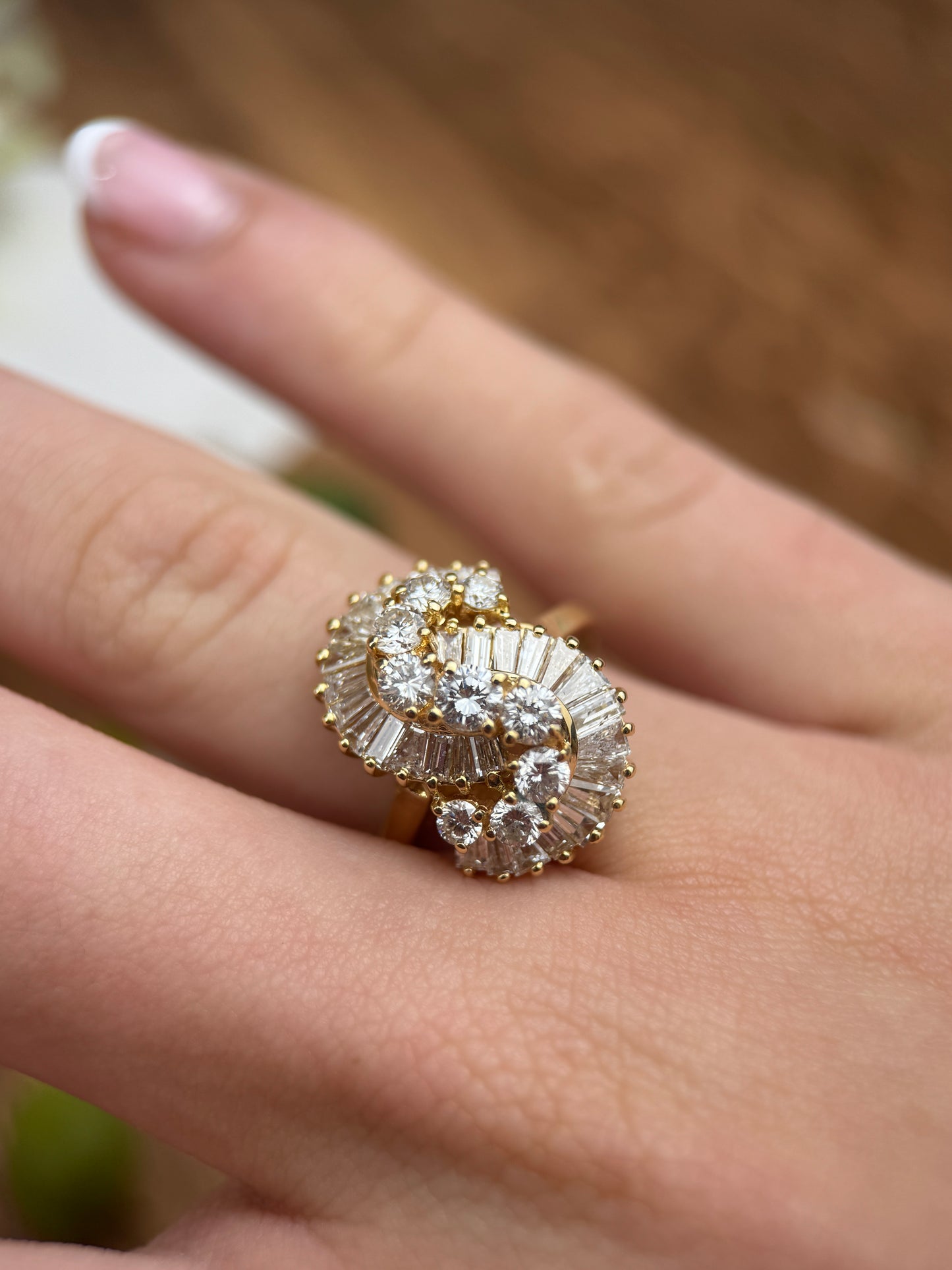 14K Diamond "S" Design Ballerina Ring