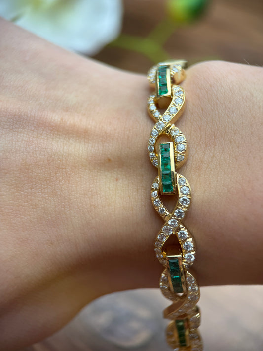 Antique 1.05 CT Emerald and 2.20 CT Diamond Bracelet