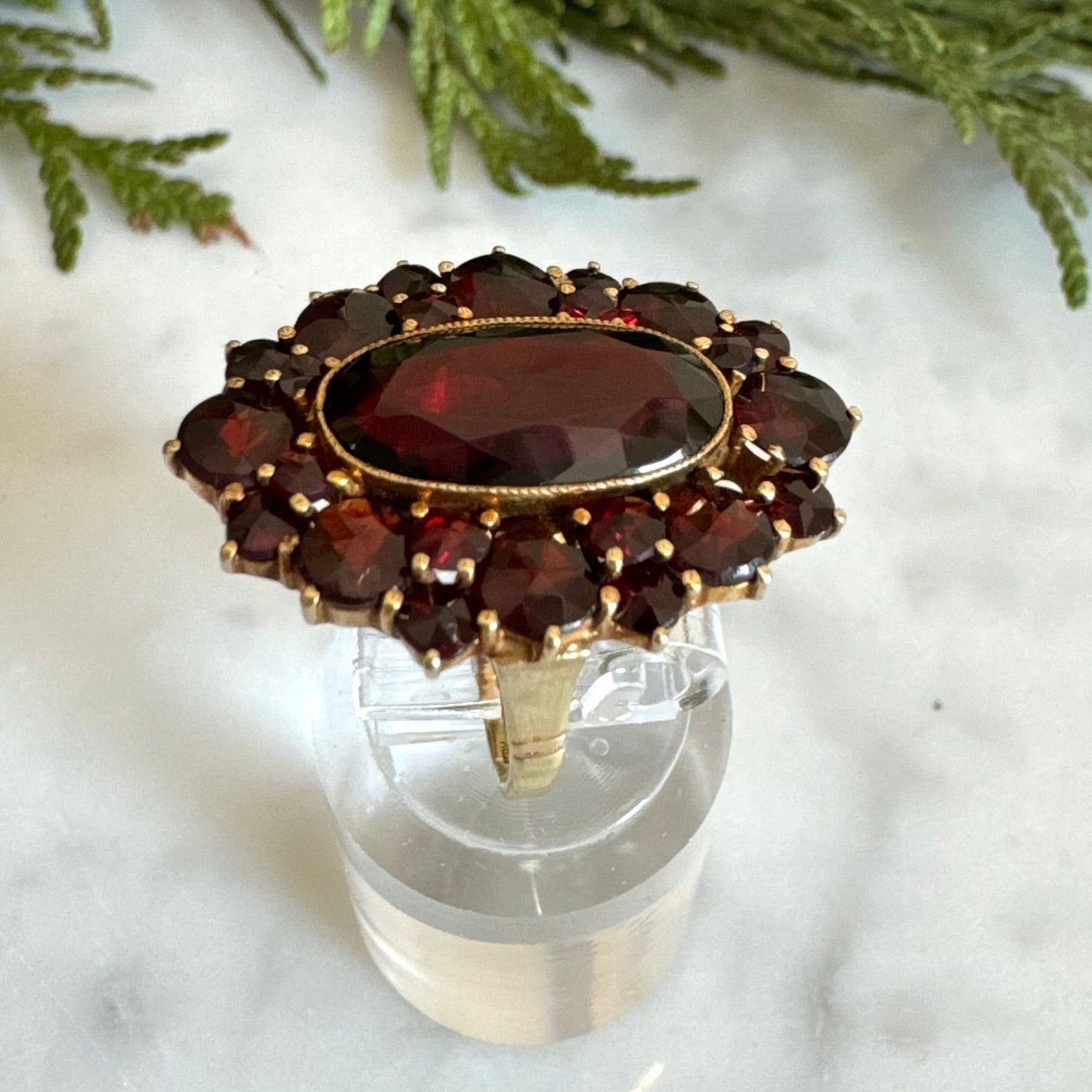 Vintage 10K Gold Garnet Cocktail Ring