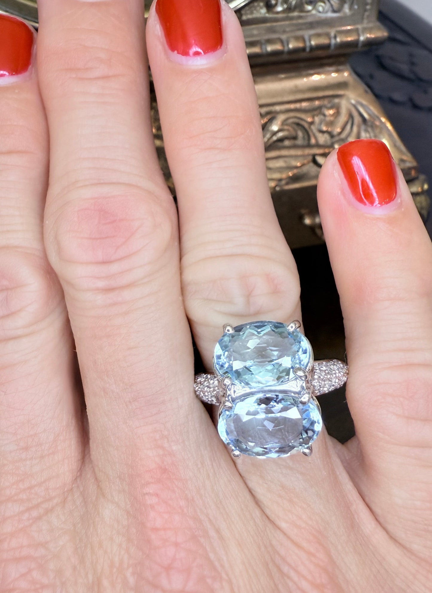 18K White Gold 6.85 CT Aquamarine and Diamond Ring