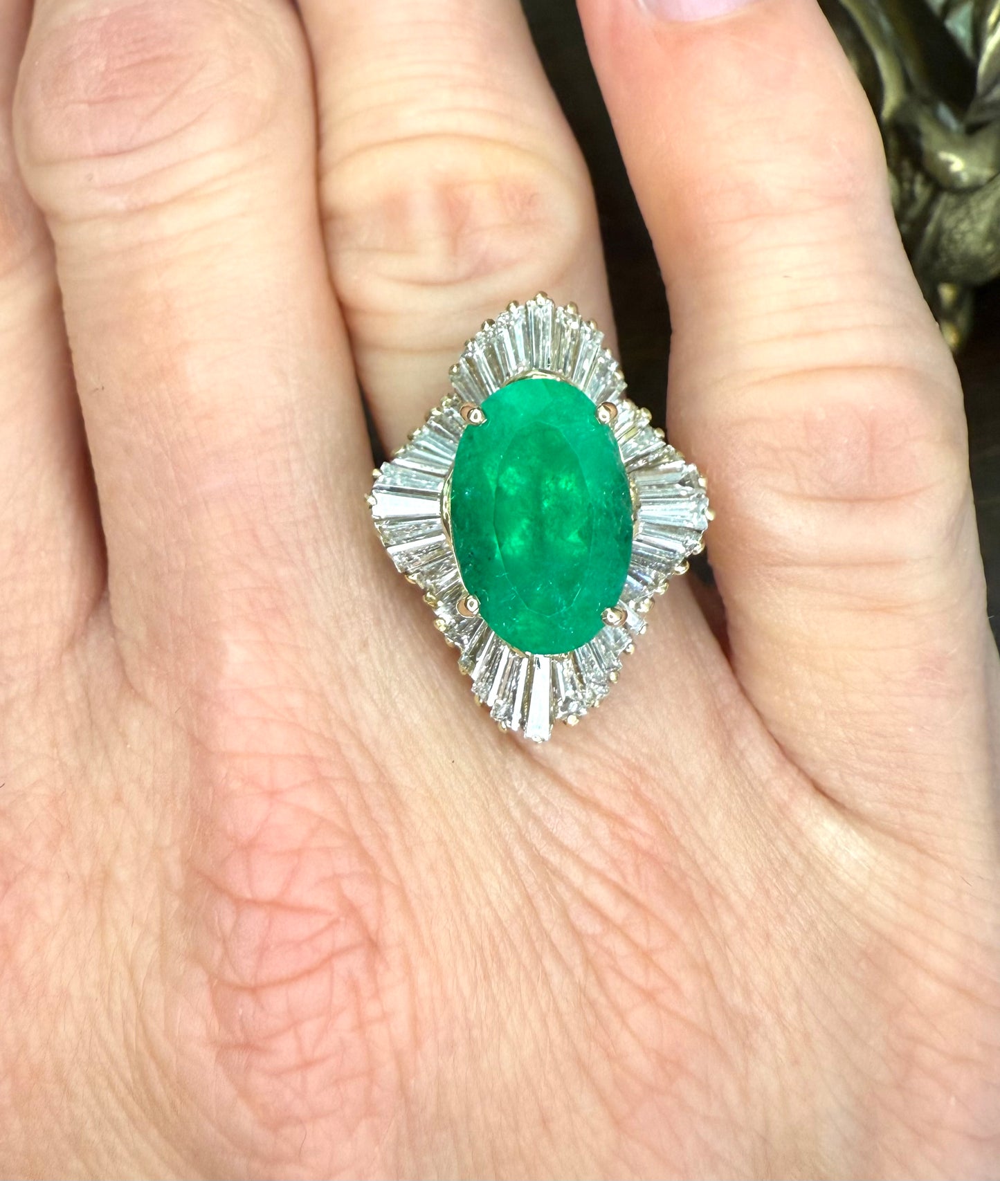 14k 4.52 CT Colombian Emerald and 1.80 CTW Diamond Ring- GIA Appraisal Included