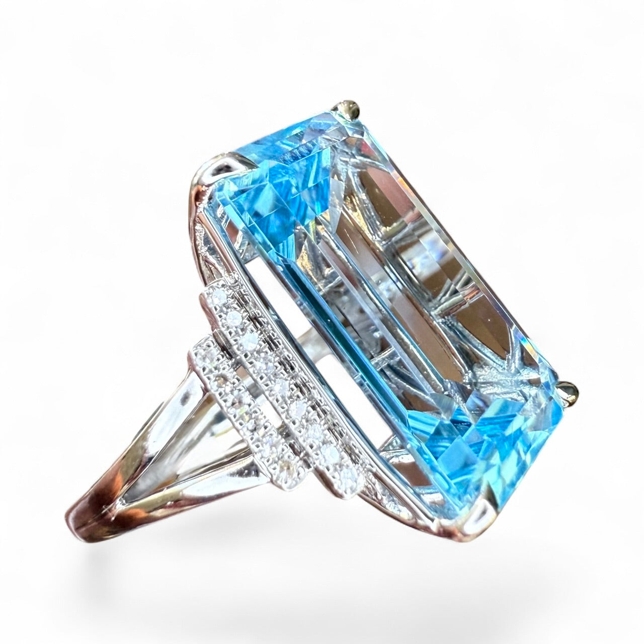EFFY 14K 12.80 CT Sky Blue Topaz and Diamond Ring