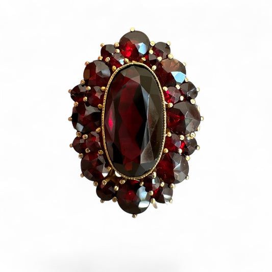 Vintage 10K Gold Garnet Cocktail Ring