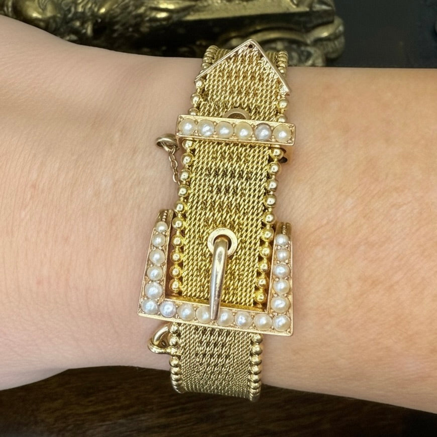 18k Yellow Gold Buckle Bracelet with Seed Pearls