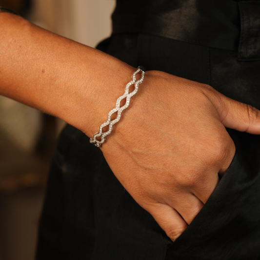 18K White Gold 1 CTW Diamond Bangle